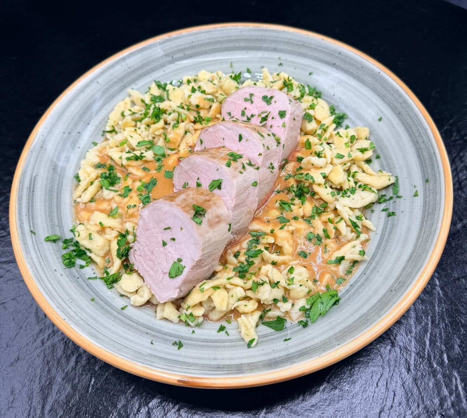 Frische Küche der Löwe + Raute Kantine